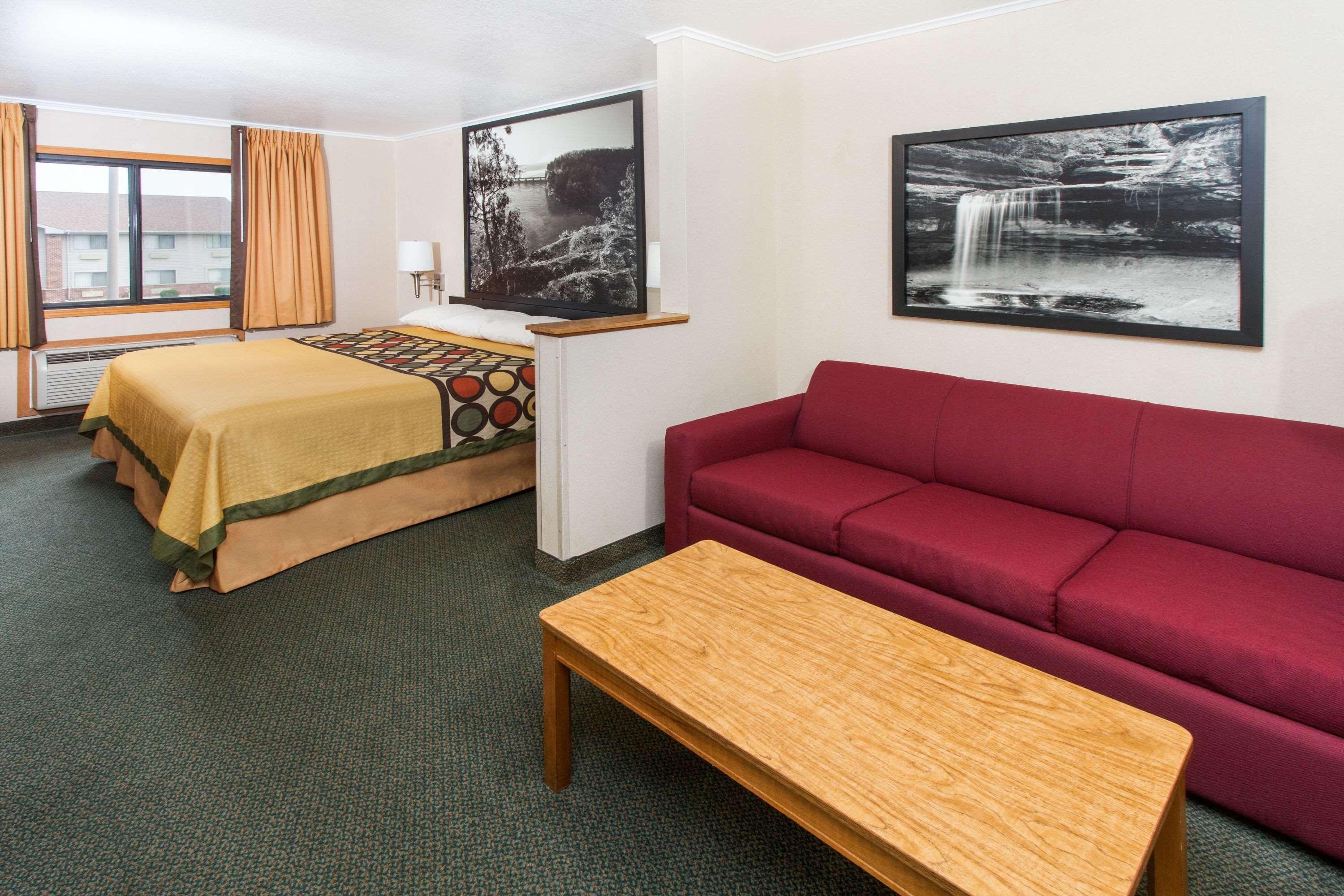 Hotel Super 8 By Wyndham Ottawa Starved Rock Extérieur photo